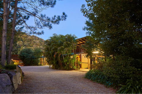 Dayboro Cottages - Perths Hotel 2