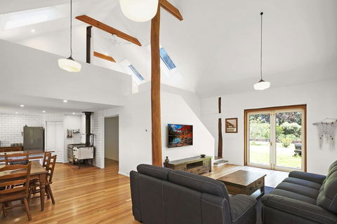 275 Ridge Road, Central Tilba - Perths Hotel 2