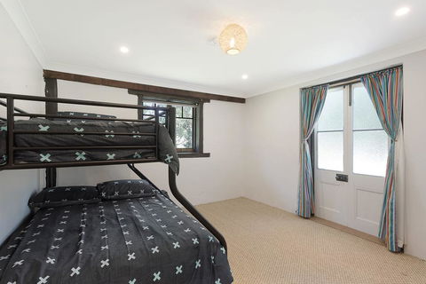 275 Ridge Road, Central Tilba - Perths Hotel 1