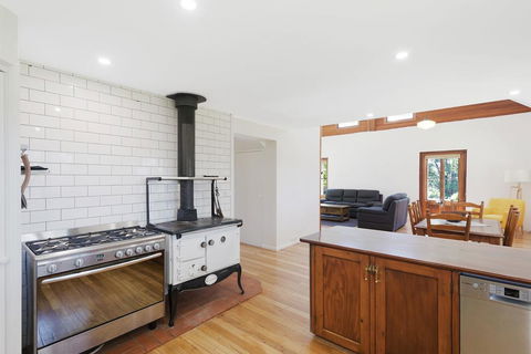 275 Ridge Road, Central Tilba - Perths Hotel 0