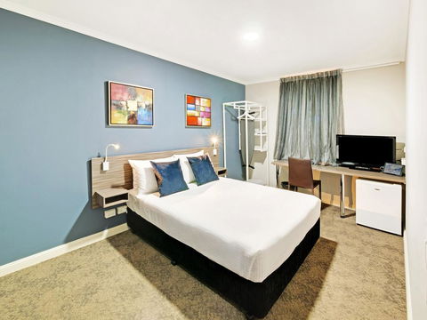 28 Hotel - Perths Hotel 3