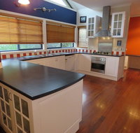 29 Church St Cowes - Large Holiday House close to shops and Beach - Perths Hotel