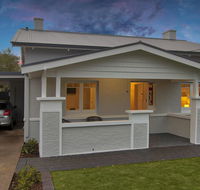 2BR Cottage With Parking Close To Adelaide CBD - Perths Hotel