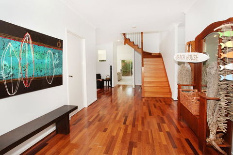 3 Bauhinia Crescent Marcoola - PET FRIENDLY, LINEN SUPPLIED, 500 BOND - Perths Hotel 2