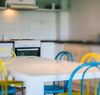 3 Bedroom Apartment / Spence St - Perths Hotel