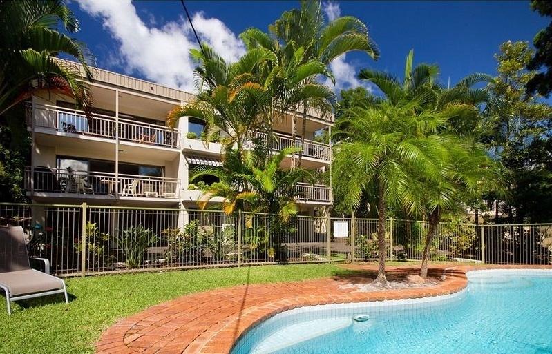 Noosa QLD Perths Hotel