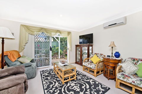 3/54 Owen Street, Port Macquarie - Perths Hotel 2