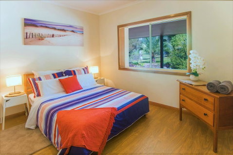 32 Zachary Drive Farm Stay Iconic Water Views - Perths Hotel 2
