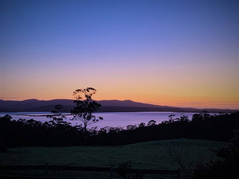 32 Zachary Drive Farm Stay Iconic Water Views - Perths Hotel 0