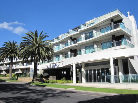 344 The Waves, Cowes - Perths Hotel 1
