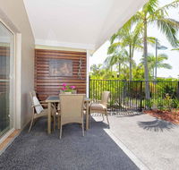 356 ' Oaks Pacific Blue' 265 Sandy Point Rd - Air conditioned direct pool access and suited for disability - Perths Hotel