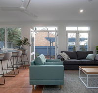 3BR Cottage With Parking Close To Adelaide CBD - Perths Hotel