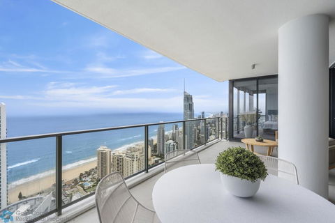 4 Bedroom Sub Penthouse Lvl 60 At Circle On Cavill - Perths Hotel 0