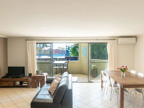 4/4 On First - Perths Hotel 0