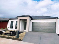 Book Tarneit Accommodation Vacations Perths Hotel Perths Hotel