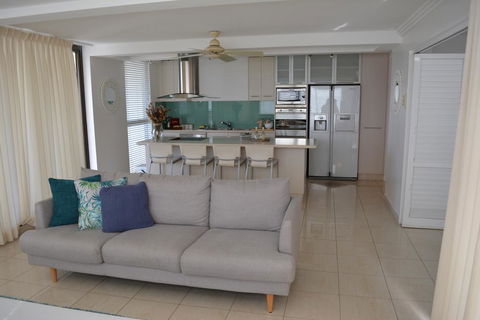 5,  Apartment On The Esplanade - Perths Hotel 1