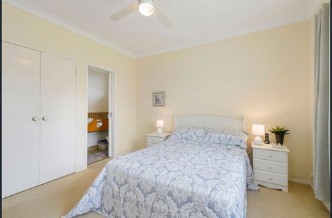 5/92 Lord Street, Port Macquarie - Perths Hotel 2