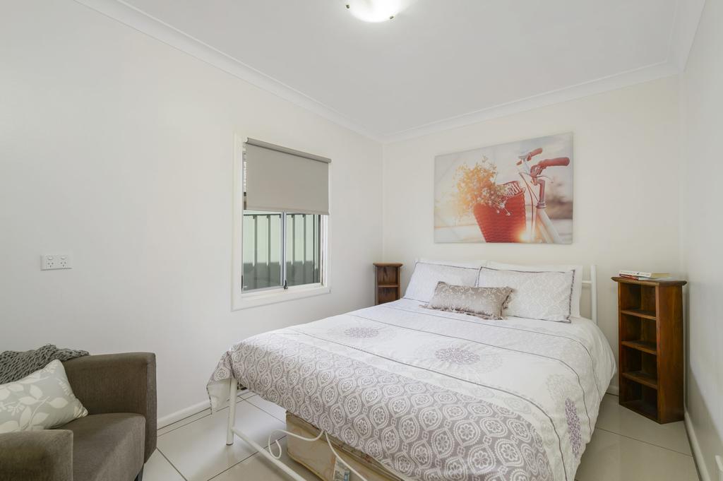 Flynns Beach ACT Perths Hotel
