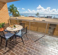 7 'The Crest' 6-8 Tomaree St - Stunning unit with Spectacular Water Views. - Perths Hotel