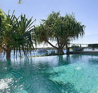 78 Noosa Parade - Perths Hotel