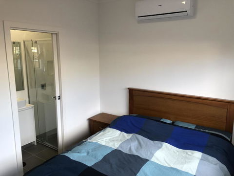 A Brand New Private Townhouse - Perths Hotel 2