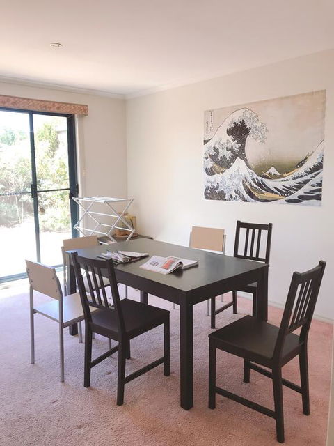 A Clean Private Room, Bruce - Perths Hotel 3