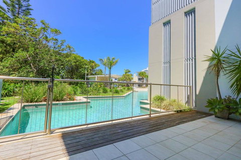 A Deluxe Swim Up - Drift Apartments South - Perths Hotel 1