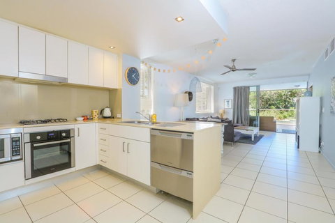 A Deluxe Swim Up - Drift Apartments South - Perths Hotel 2