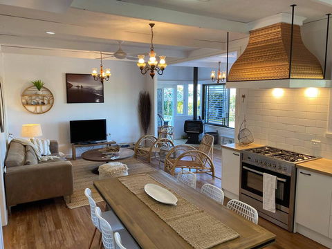A Drop In The Ocean - Kingscliff - Perths Hotel 1