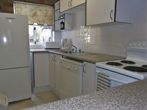 A Furnished Townhouse In Goulburn - Perths Hotel 1
