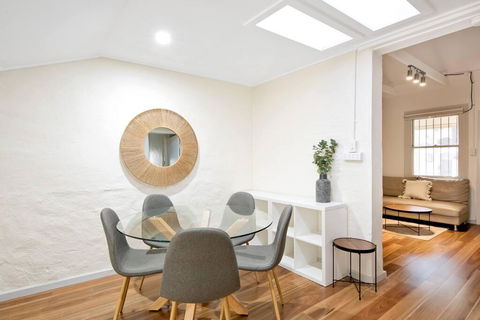 A Quaint Darlinghurst Cottage - Perths Hotel 1