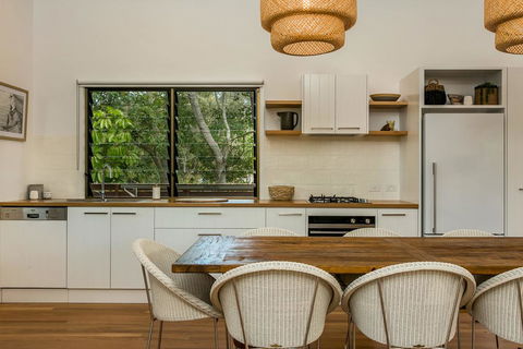 A SWEET ESCAPE - Alcorn House - Perths Hotel 2