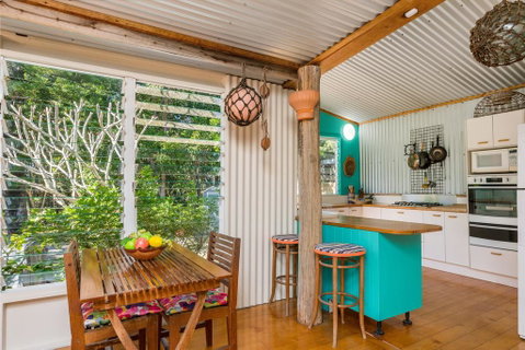 A SWEET ESCAPE - Beachcombers Cottage Beachfront - Perths Hotel 2
