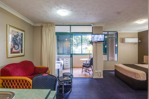 AAA Airport Albion Manor Apartments And Motel - Perths Hotel 3