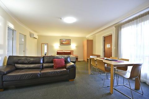 Abel Tasman Motor Inn - Perths Hotel 3
