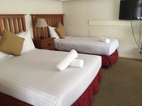 Aberdeen Motor Inn - Perths Hotel 2