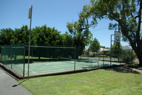 Acclaim Kingsway Tourist Park - Perths Hotel 3