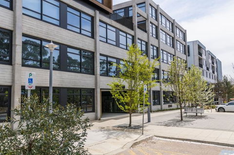 Accommodate Canberra - Warehouse - Perths Hotel 2