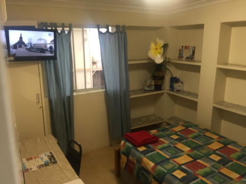 Accommodation @ Isa - Perths Hotel 2