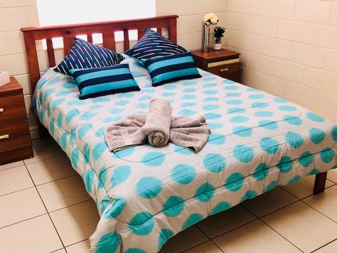 Accommodation @ Isa - Perths Hotel 0