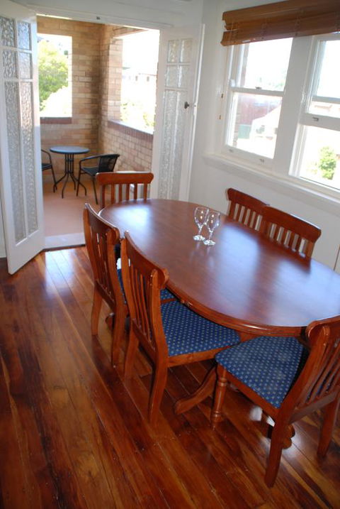 Accommodation Sydney Rockdale - Perths Hotel 0