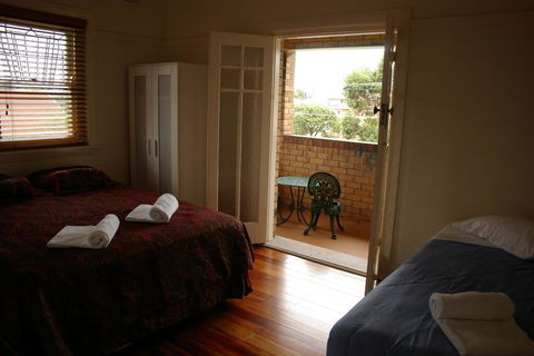 Accommodation Sydney Rockdale - Perths Hotel 3