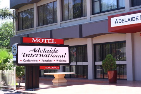Adelaide International Motel - Perths Hotel 0