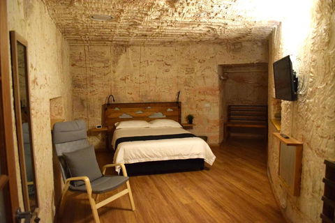 Dug Out B&B - Perths Hotel 1