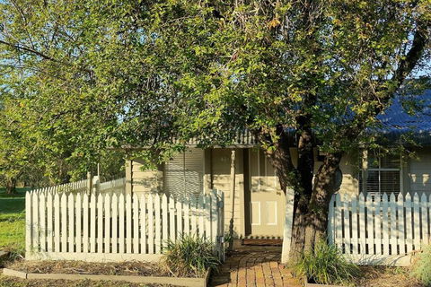 Dunkeld Secret Garden - Perths Hotel 1