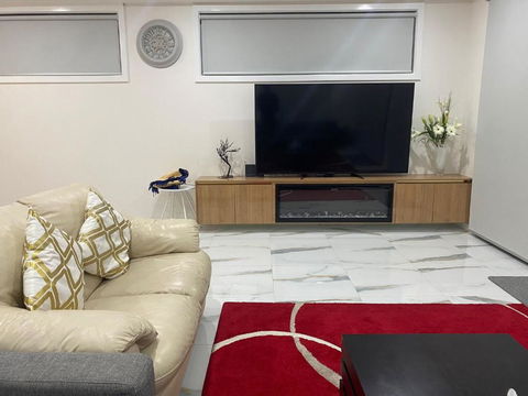 Entire Family House With Amenities - Perths Hotel 0
