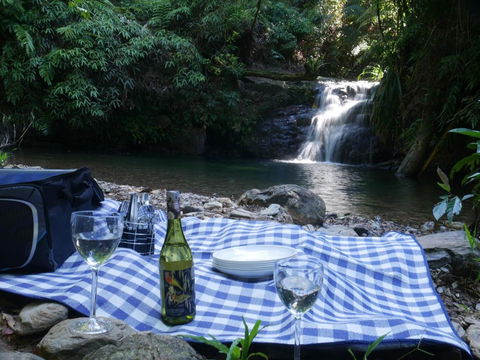 Fairy Falls - Romantic Daintree Rainforest Retreat With Enchanting Waterfall - Perths Hotel 1