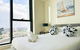 Fantastic View Apt Near CBD-Gym Pool Free Parking - thumb 3