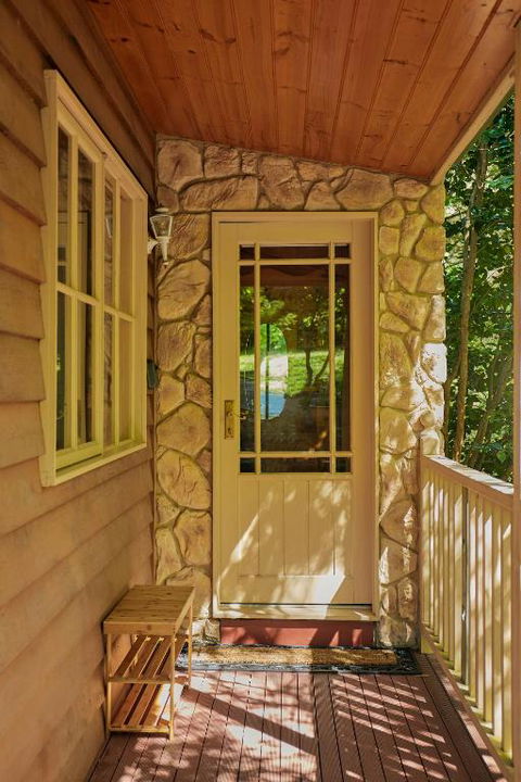 Fernhem Cottages- Love In The Mist - Perths Hotel 2