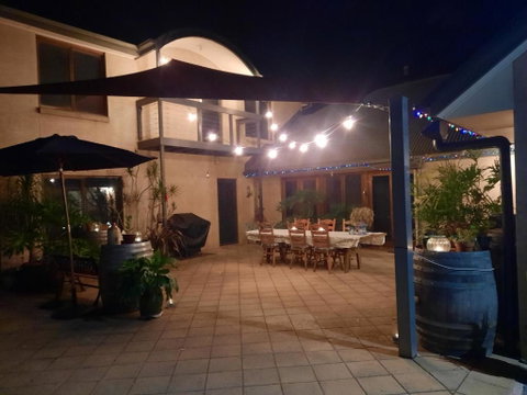 Frogmouth Hollow - Perths Hotel 3